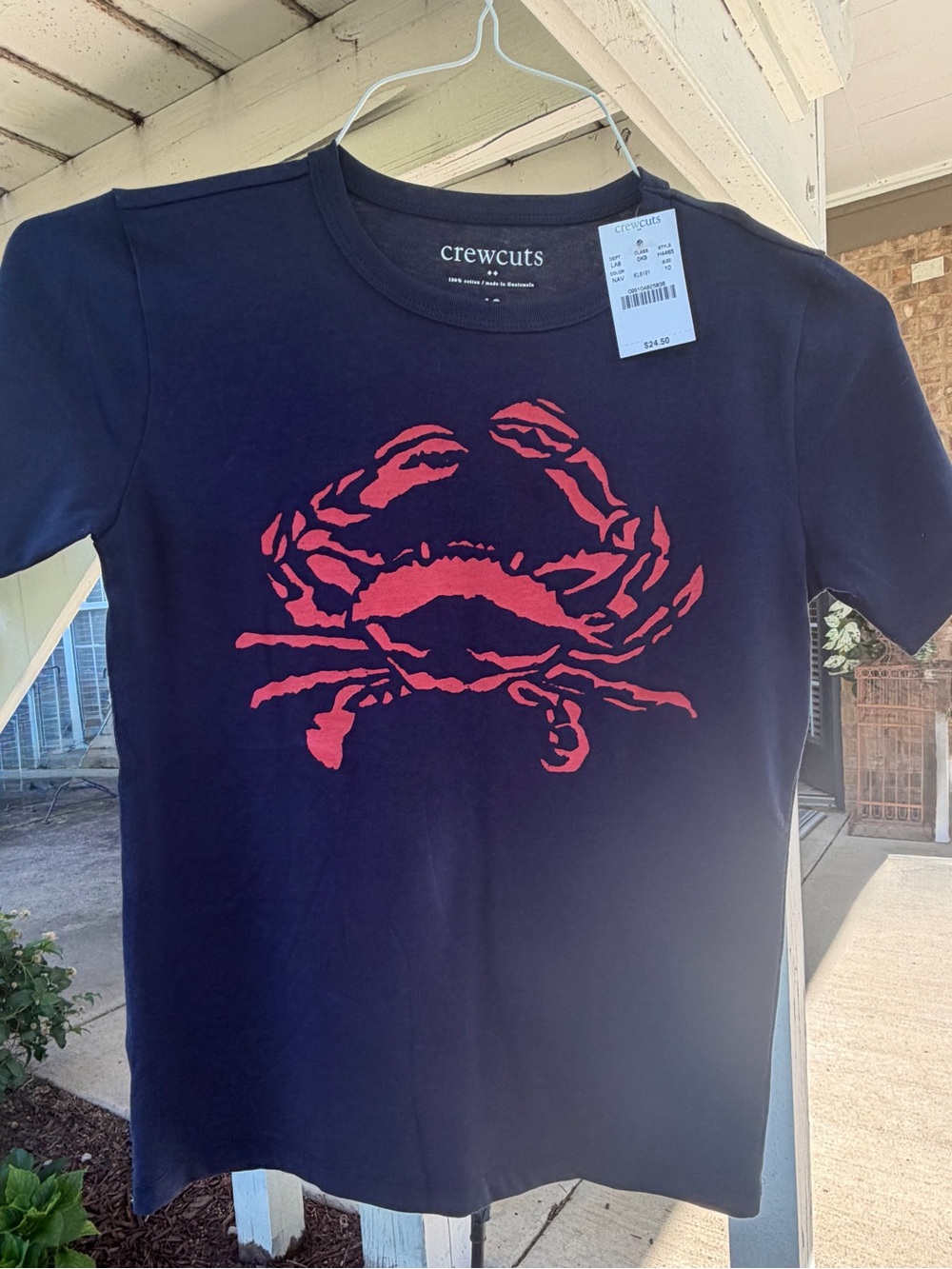 BNWT kids size 10. Crewcuts navy blue s/s red crab tee. 100% cotton. Gender ntrl